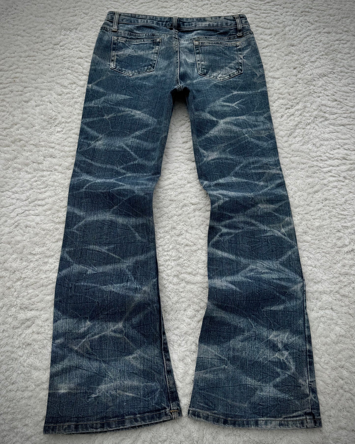 Daily Topics Honeycomb Washed Flared Jeans