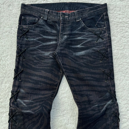 Tornado Mart Tiger Stripes Wash Flared Lace-Up Jeans