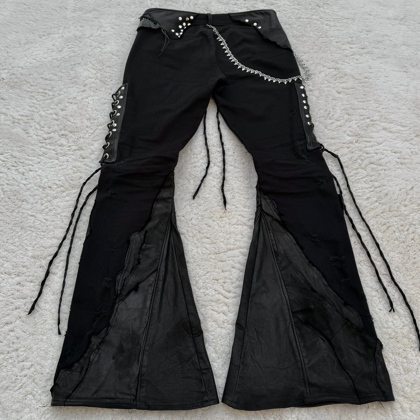 Shohei Takamiya „Hybrid“ Pierced Flared Leather Lace-Up Pants