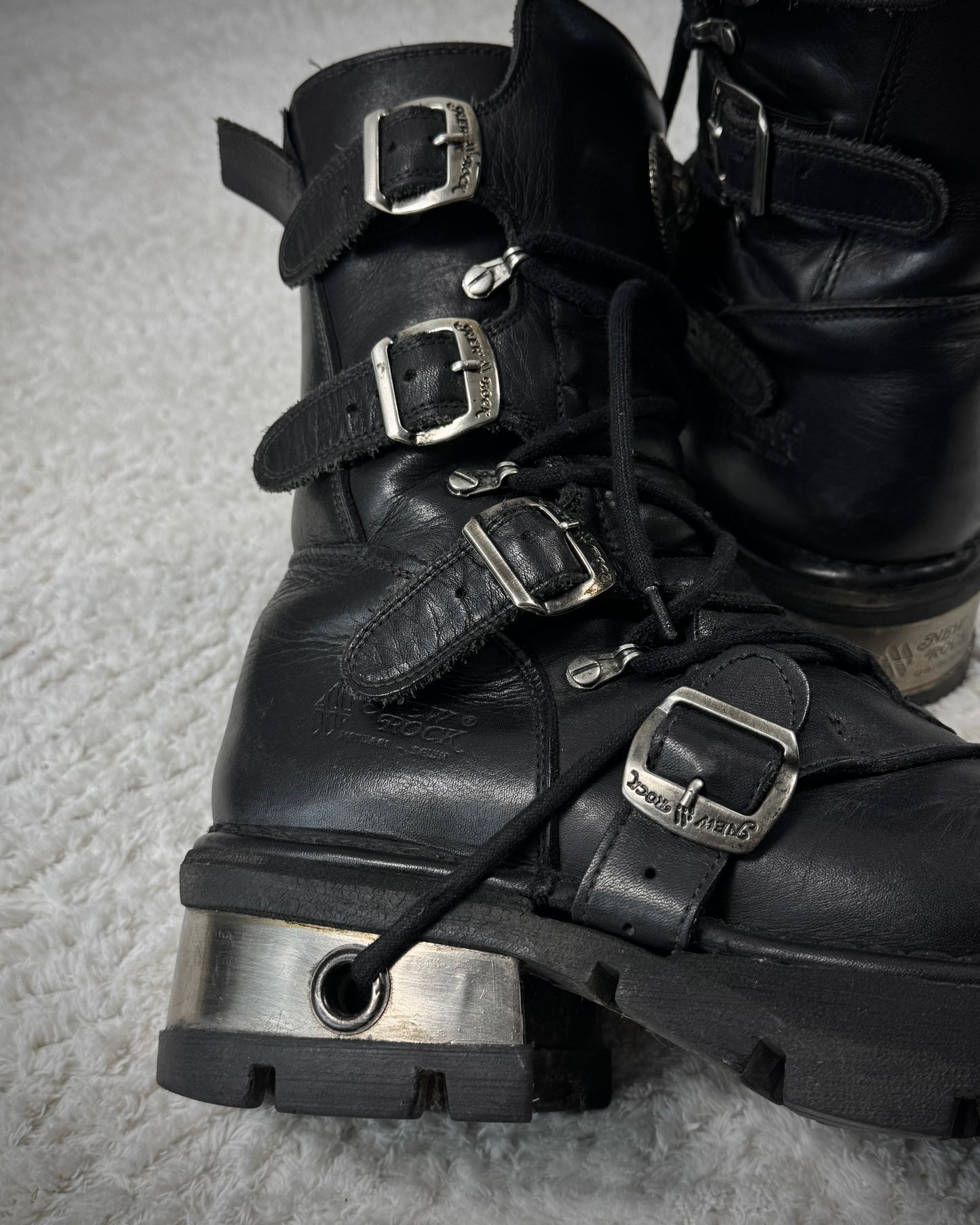 New Rock Laced Steel Heel Leather Boots