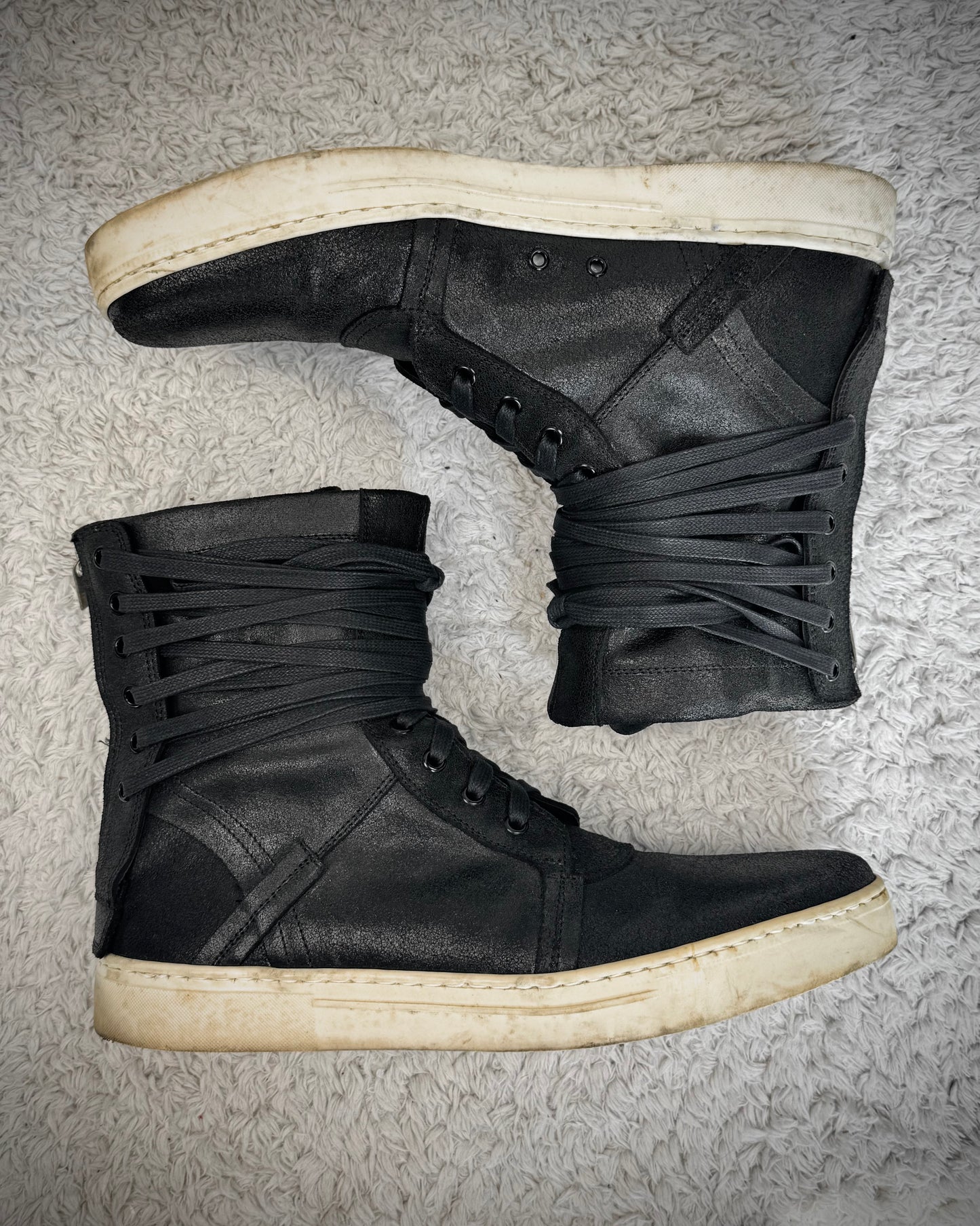 Gaen Backlace Zippered Sneakers