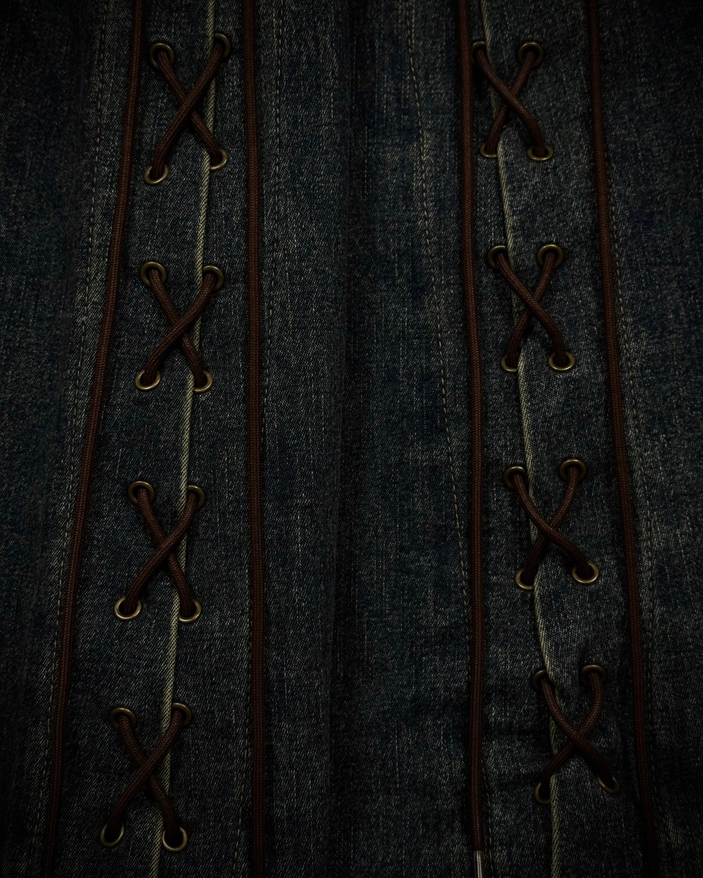 Tornado Mart Mud Washed Dynamic Cut Flared Lace-Up Jeans