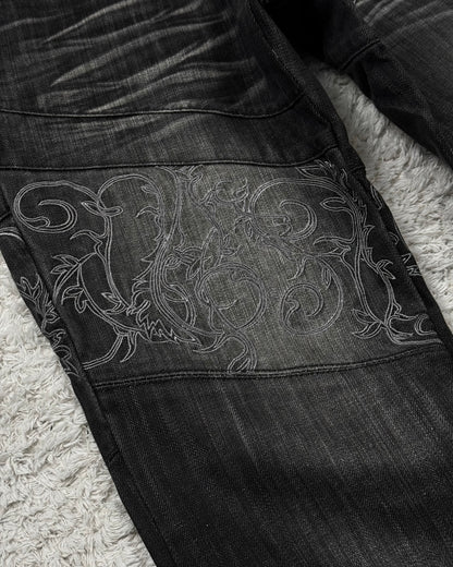 Tornado Mart Tribal Embroidery Flared Jeans