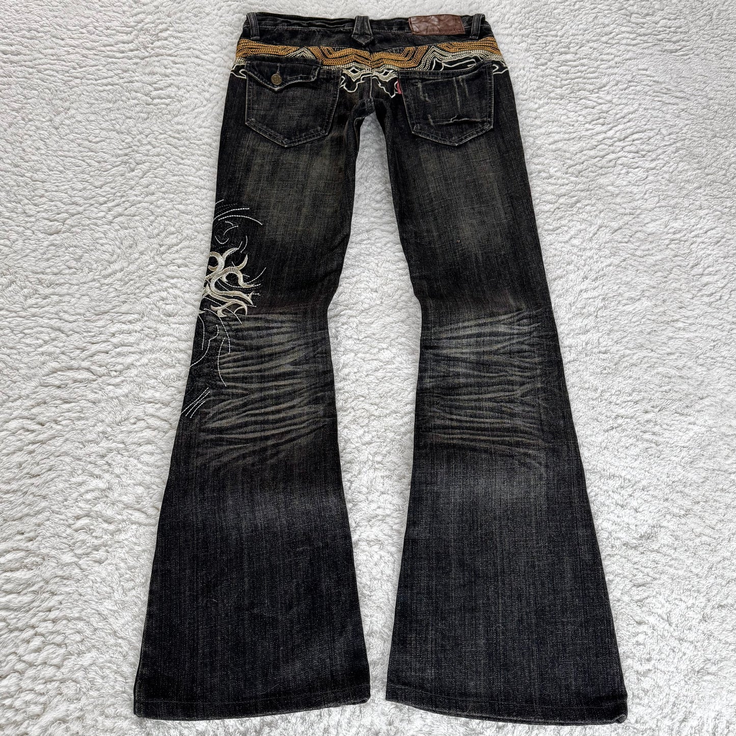 Tornado Mart Tribal Embroidery Flared Jeans
