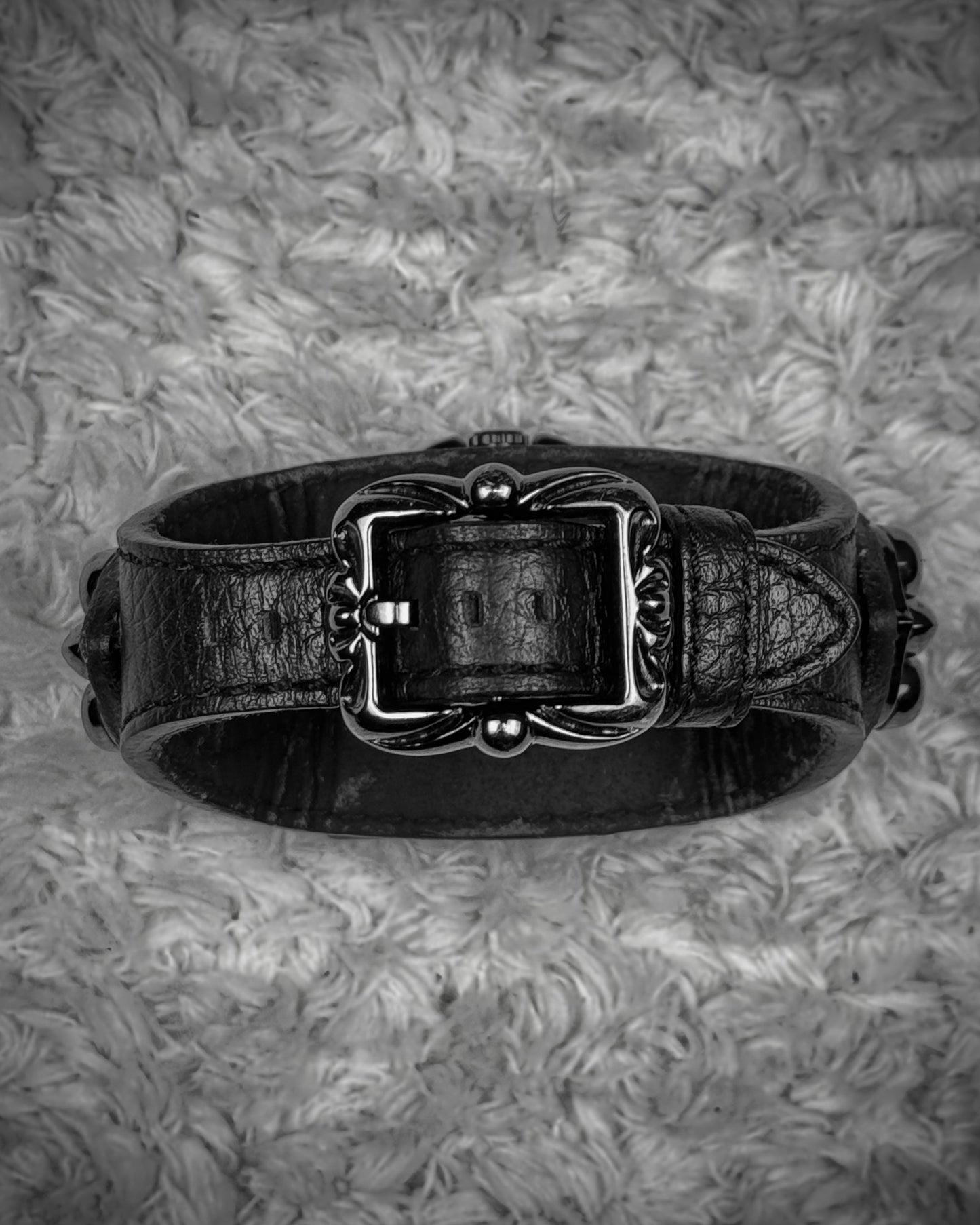 Voltage Fleur De Lis Python Watch