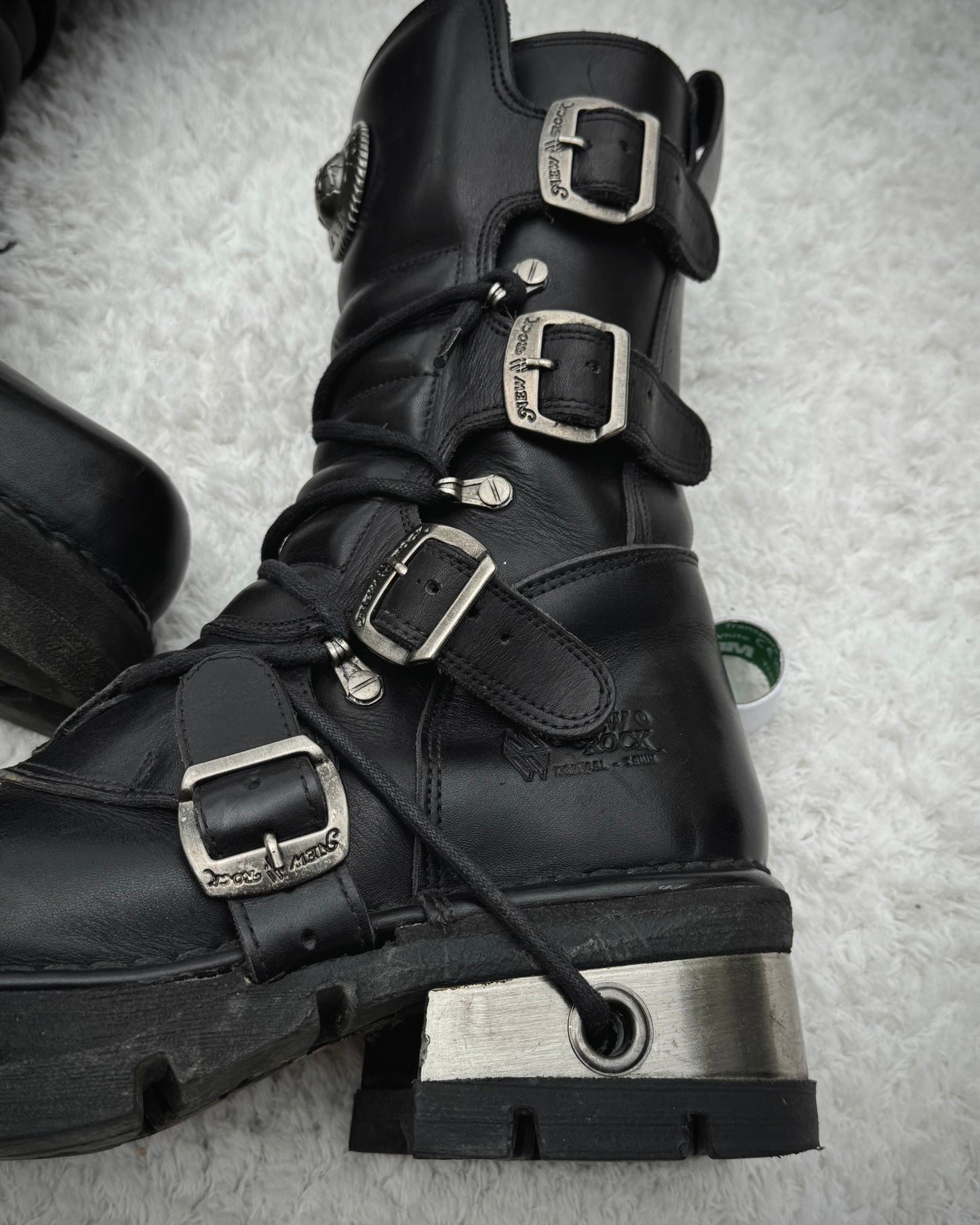 New Rock Laced Steel Heel Leather Boots