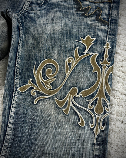 Tornado Mart Tribal Embroidery Spiral Flared Jeans