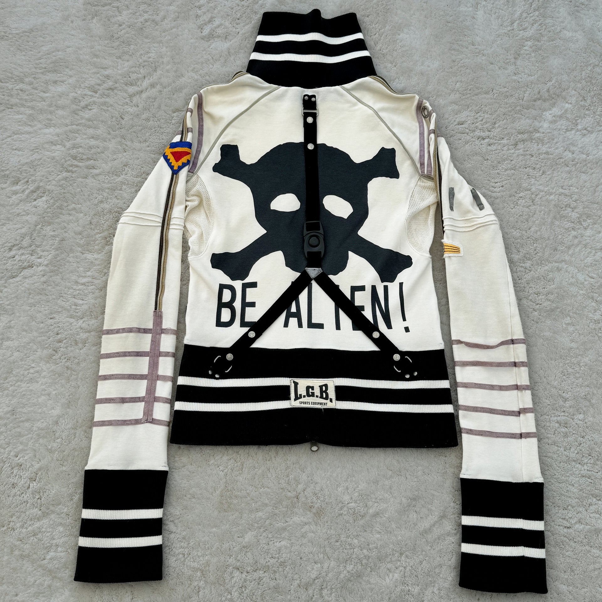 L.G.B. „Be Alien“ Boxer Jacket – Paroxa Studios