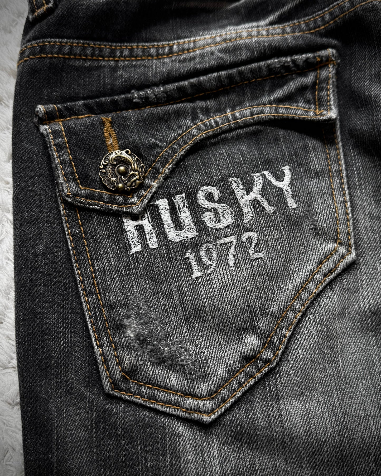 Husky Rustic Hardware Flared Jeans