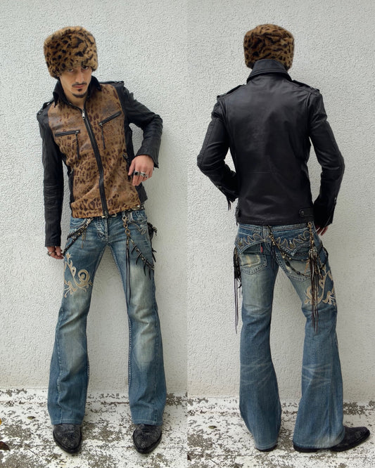 Tornado Mart Tribal Embroidery Spiral Flared Jeans