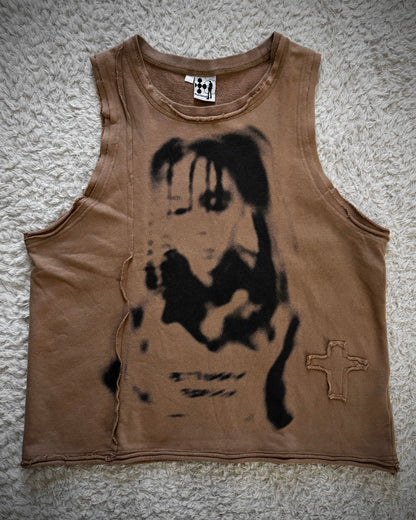 Kontend Raw Cut Shadow Portrait Tank Top
