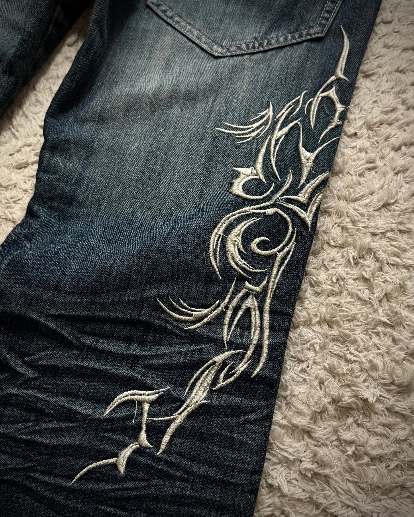Tornado Mart Tribal Embroidery Whiskered Spiral Flared Jeans