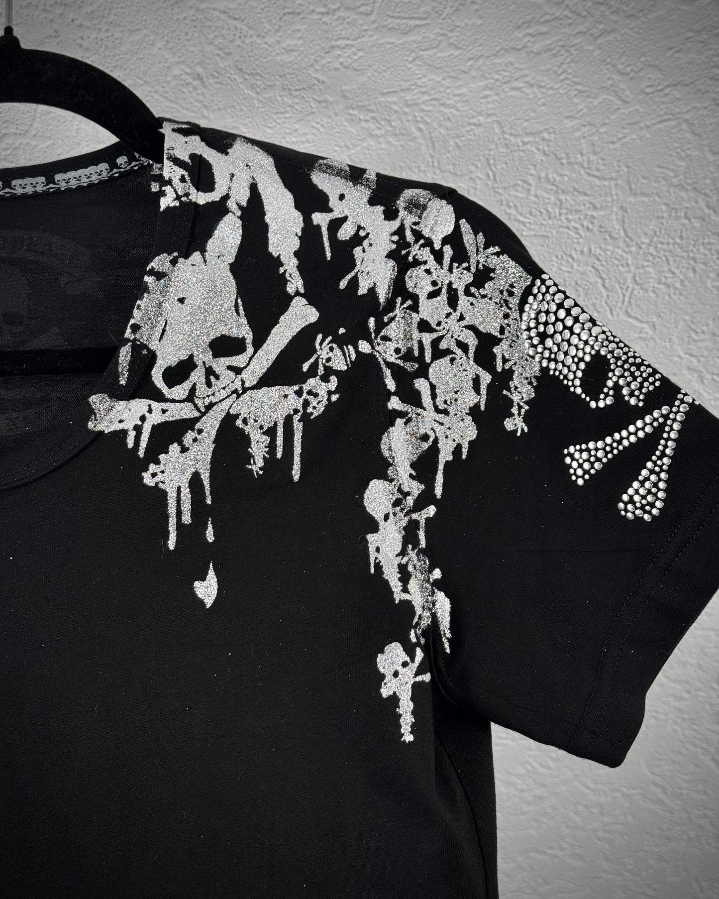 Roen Luster Skulls T-Shirt