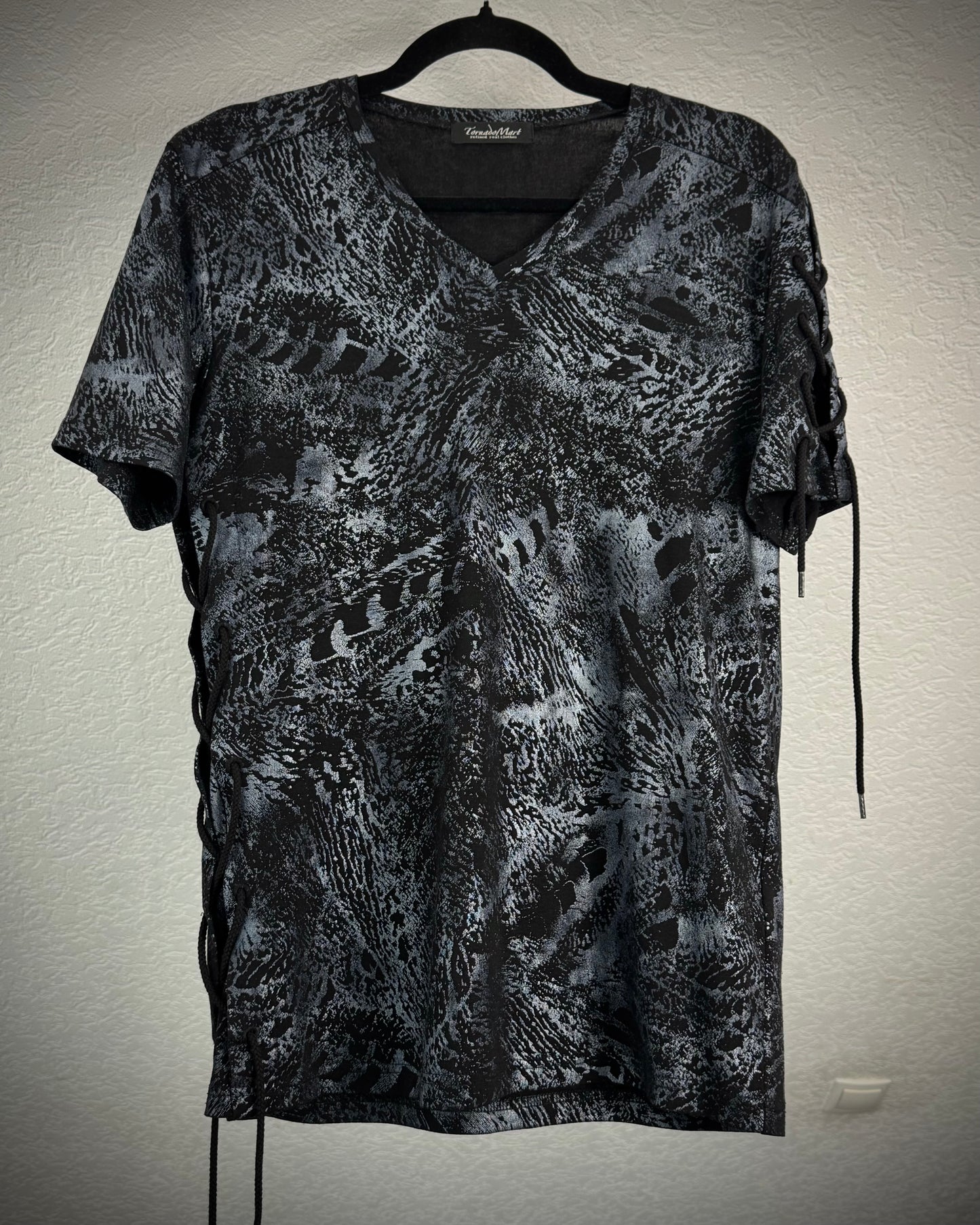 Tornado Mart Biochemical Lace-Up T-Shirt