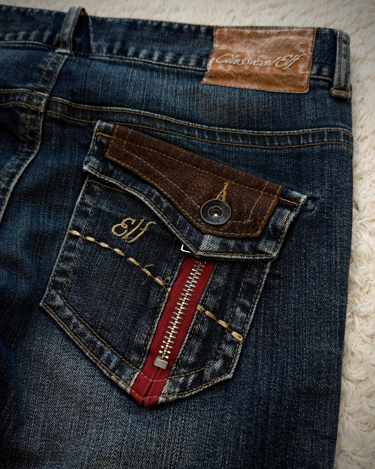 Classical Elf Whisker Washed Vintage Flared Jeans