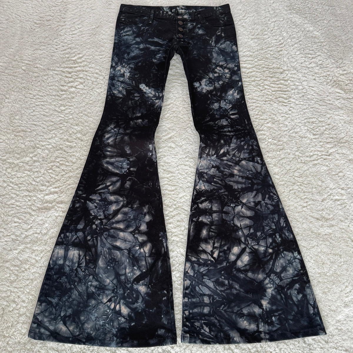 Dee Dee Marble Washed Bell Bottom Flared Jeans – Paroxa Studios