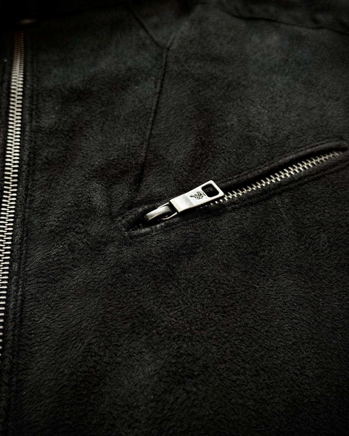 Schlüssel Suede Textured High Neck Jacket