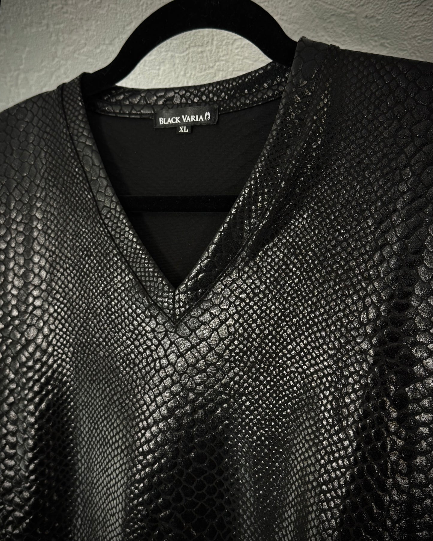 Black Varia Python Gloss T-Shirt