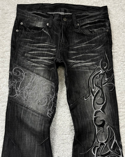 Tornado Mart Tribal Embroidery Flared Jeans