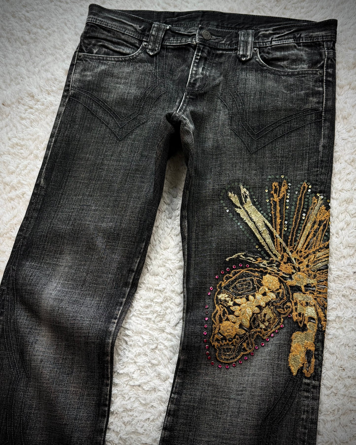 Tornado Mart Tribe Skull Embroidery Flared Jeans
