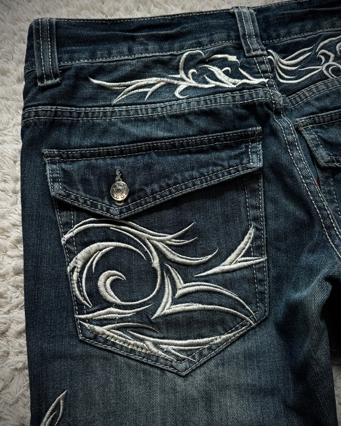 Tornado Mart Tribal Embroidery Whiskered Spiral Flared Jeans