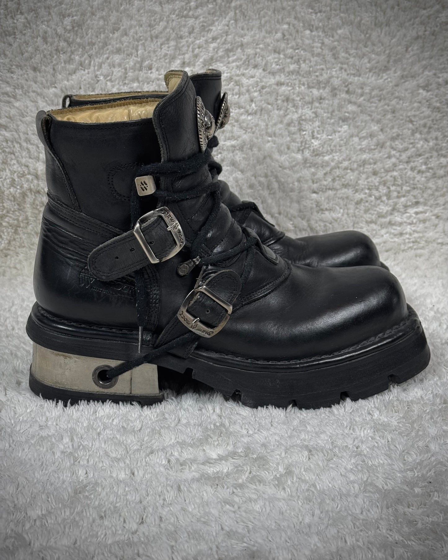 New Rock Laced Steel Heel Leather Boots