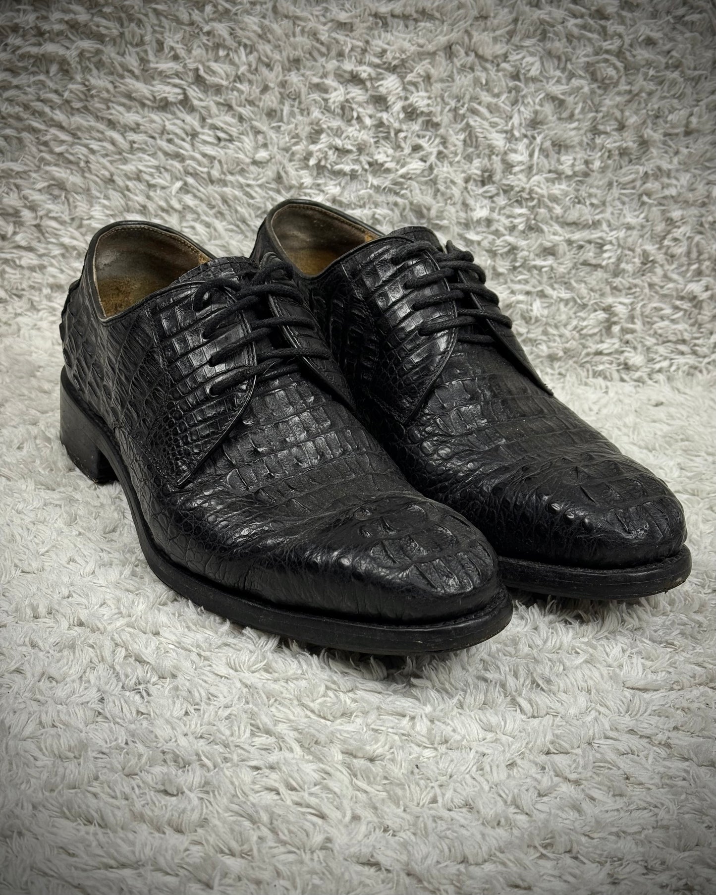 Ming Xie Fang Depth Sculpted Crocodile Leather Boots