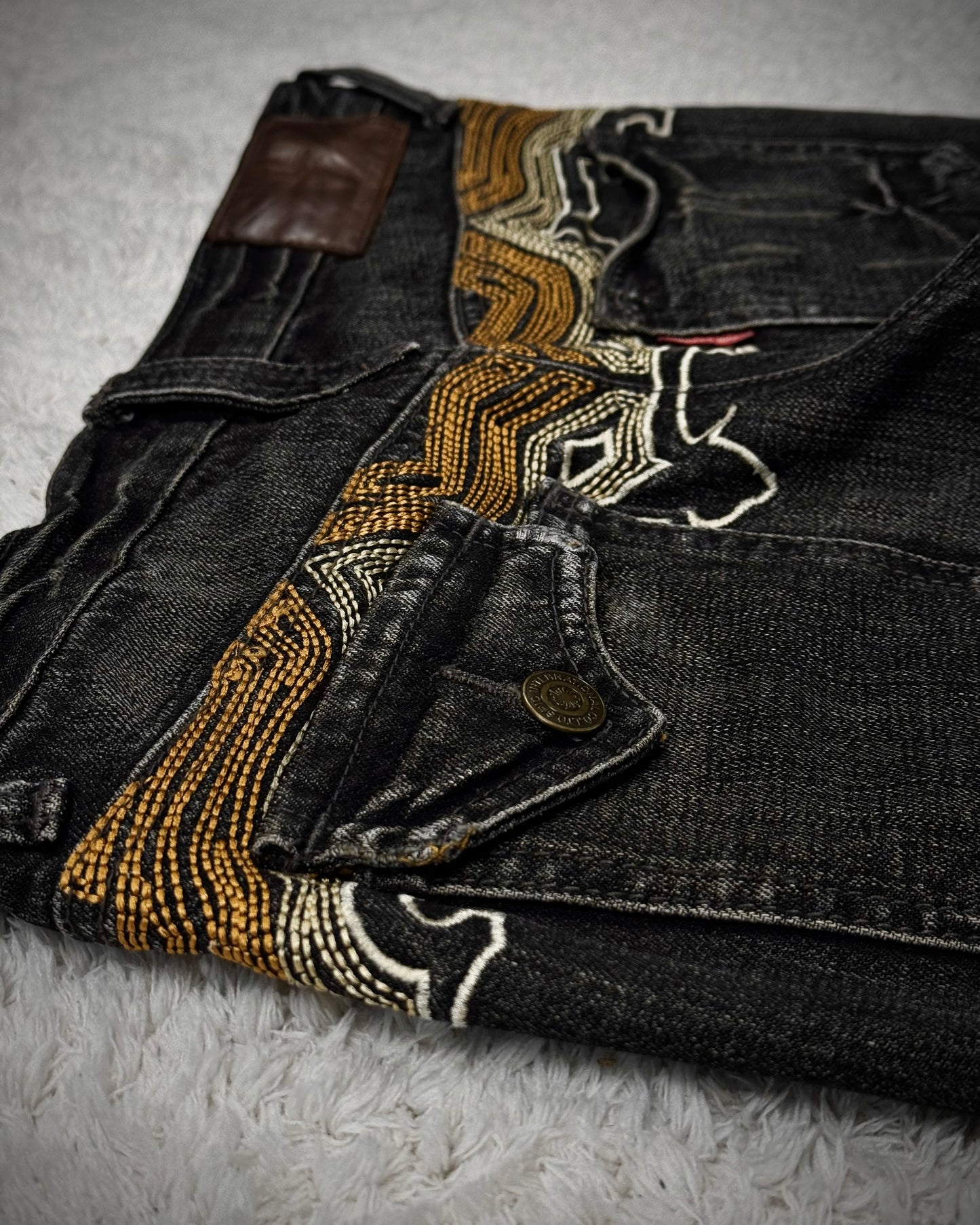 Tornado Mart Cyber Tribal Embroidery Flared Jeans