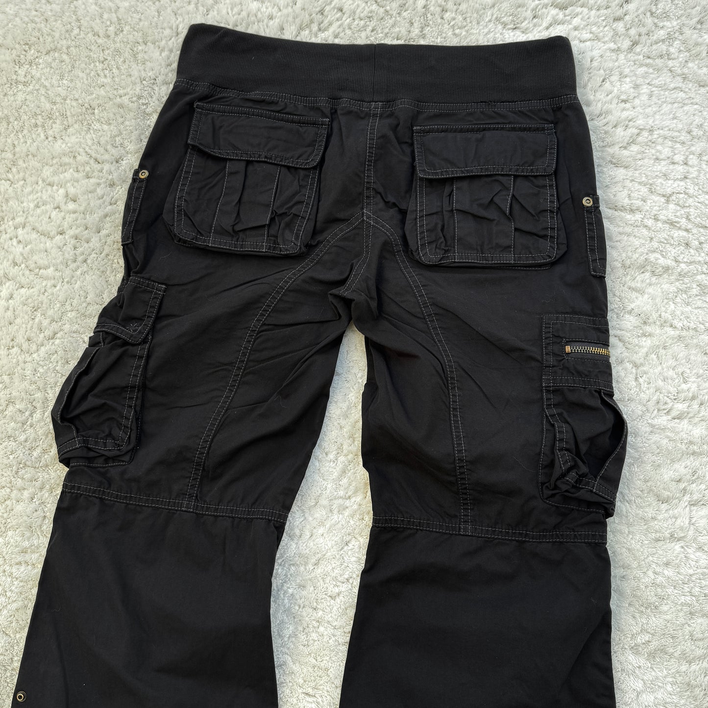 G.O.A Flared Cargo Pants