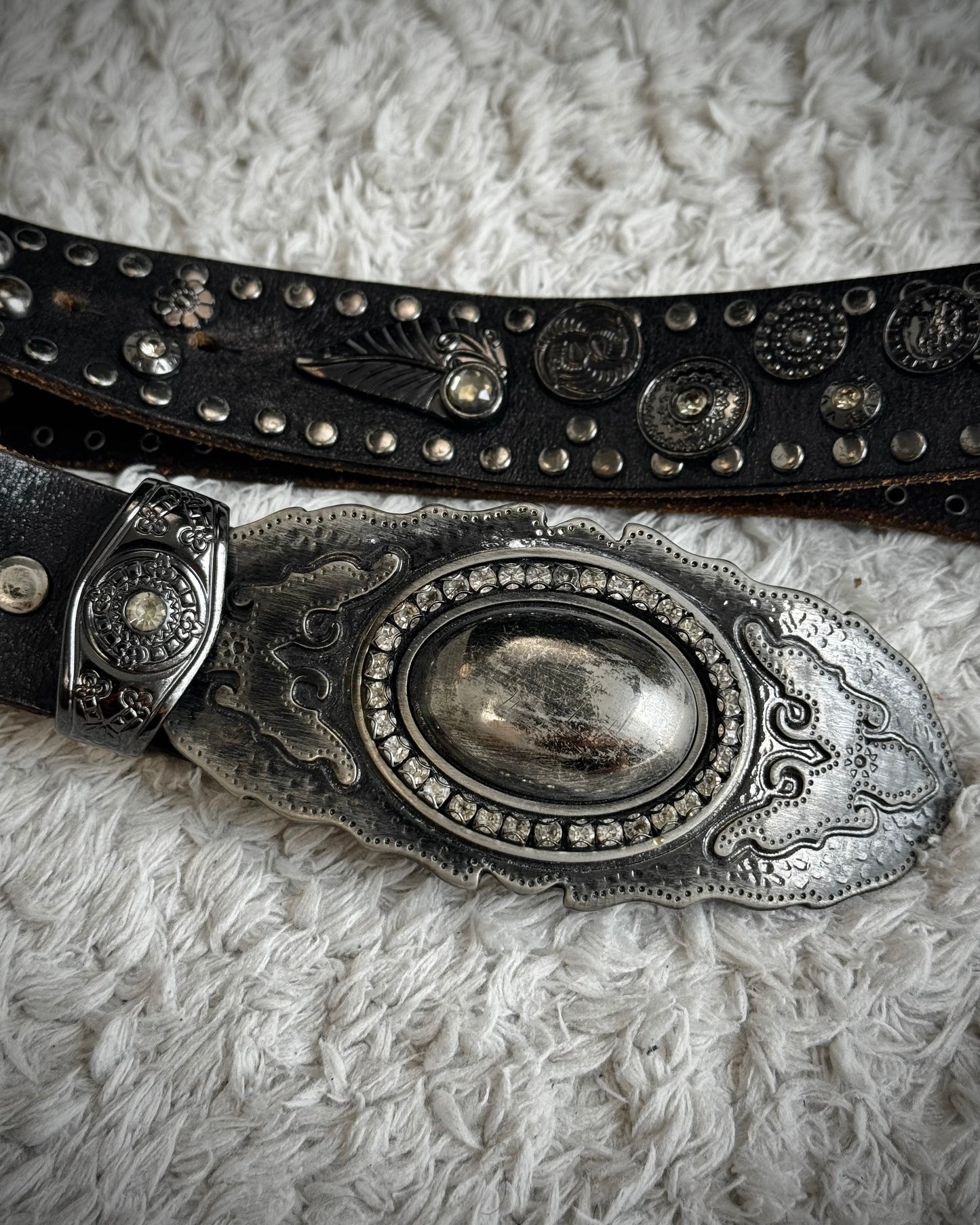 Diavlo Western Buckle Vintage Leather Belt