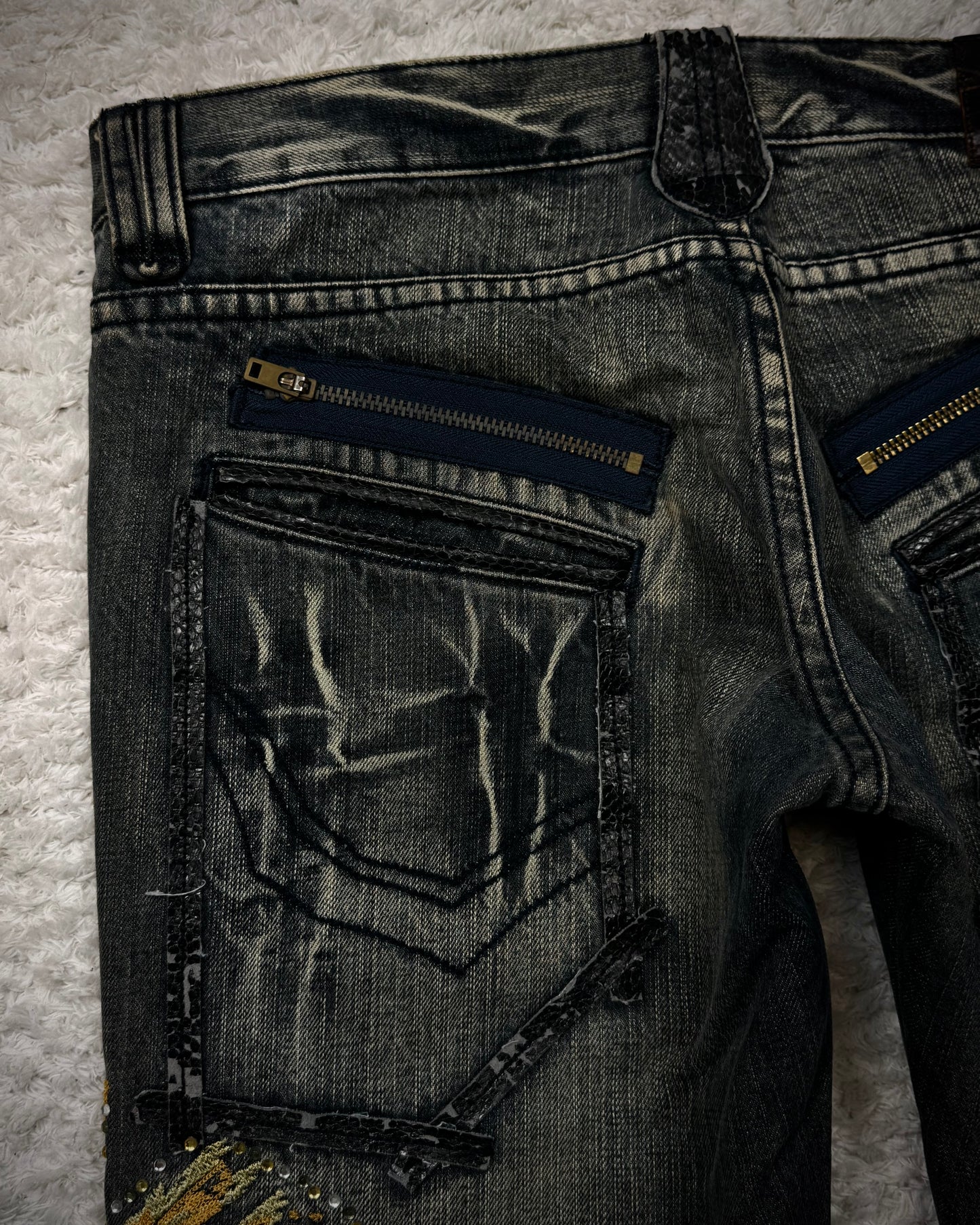 Tornado Mart Tribe Skull Embroidery Flared Jeans