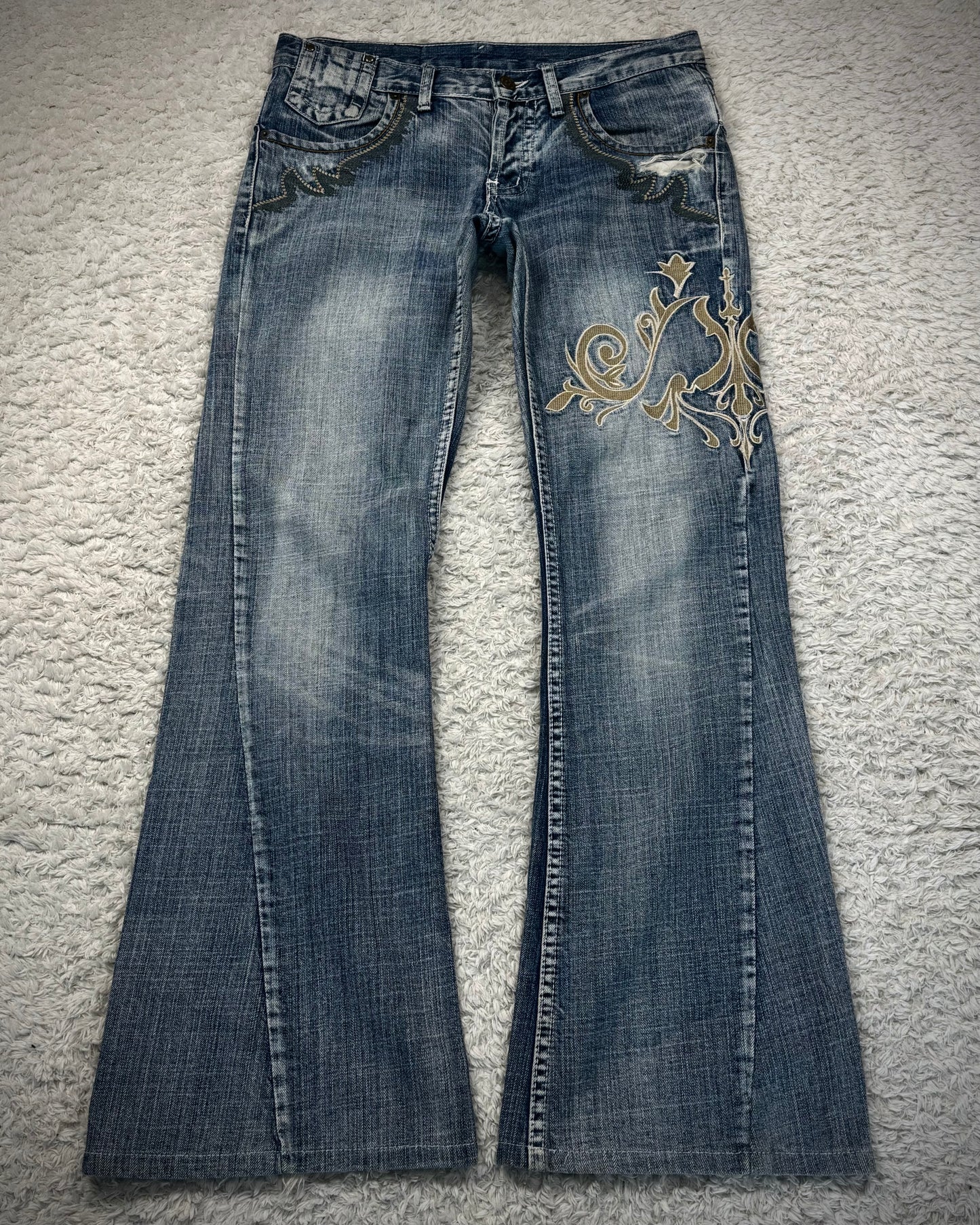 Tornado Mart Tribal Embroidery Spiral Flared Jeans