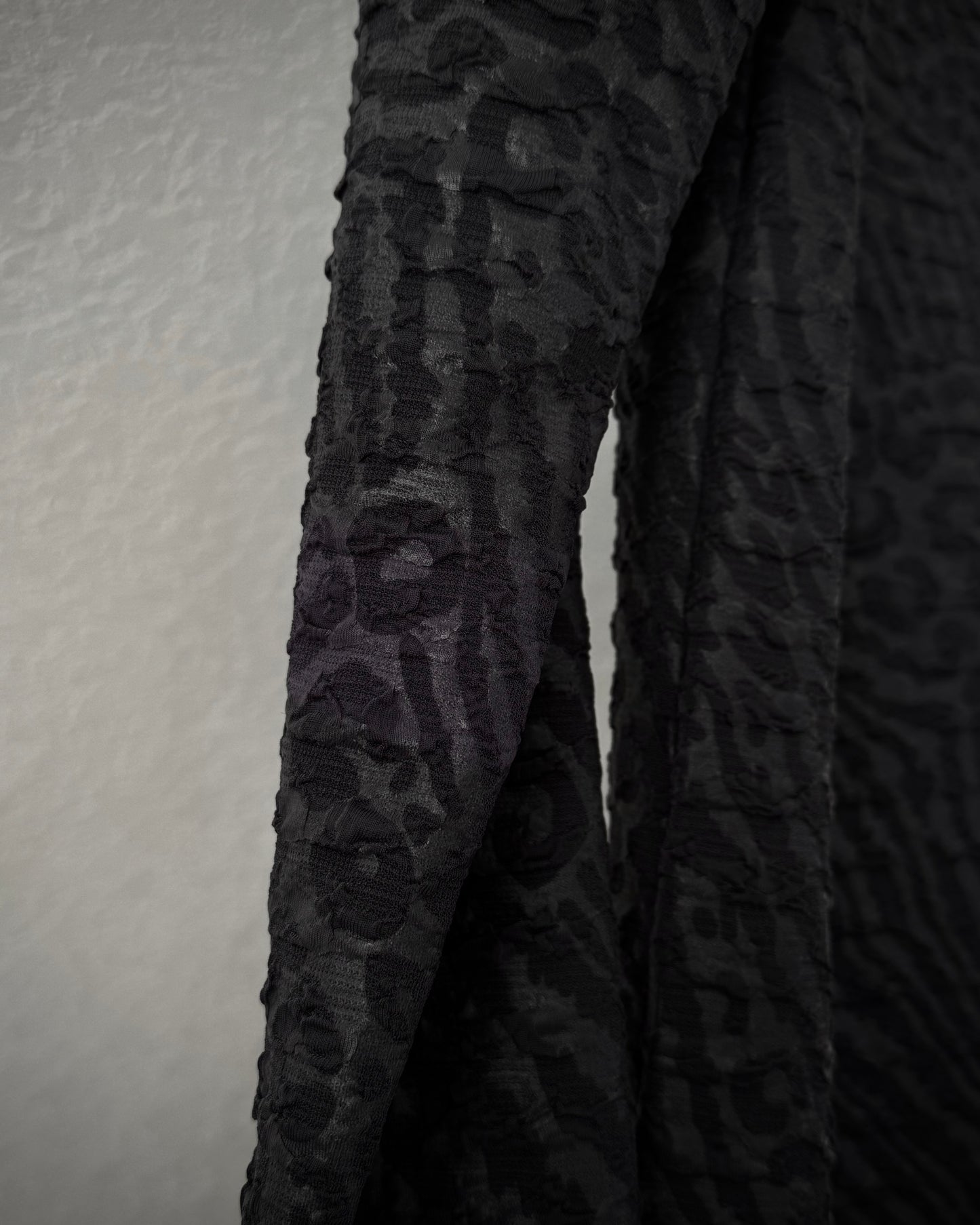 Tornado Mart Leopard Zebra Pattern Longsleeve