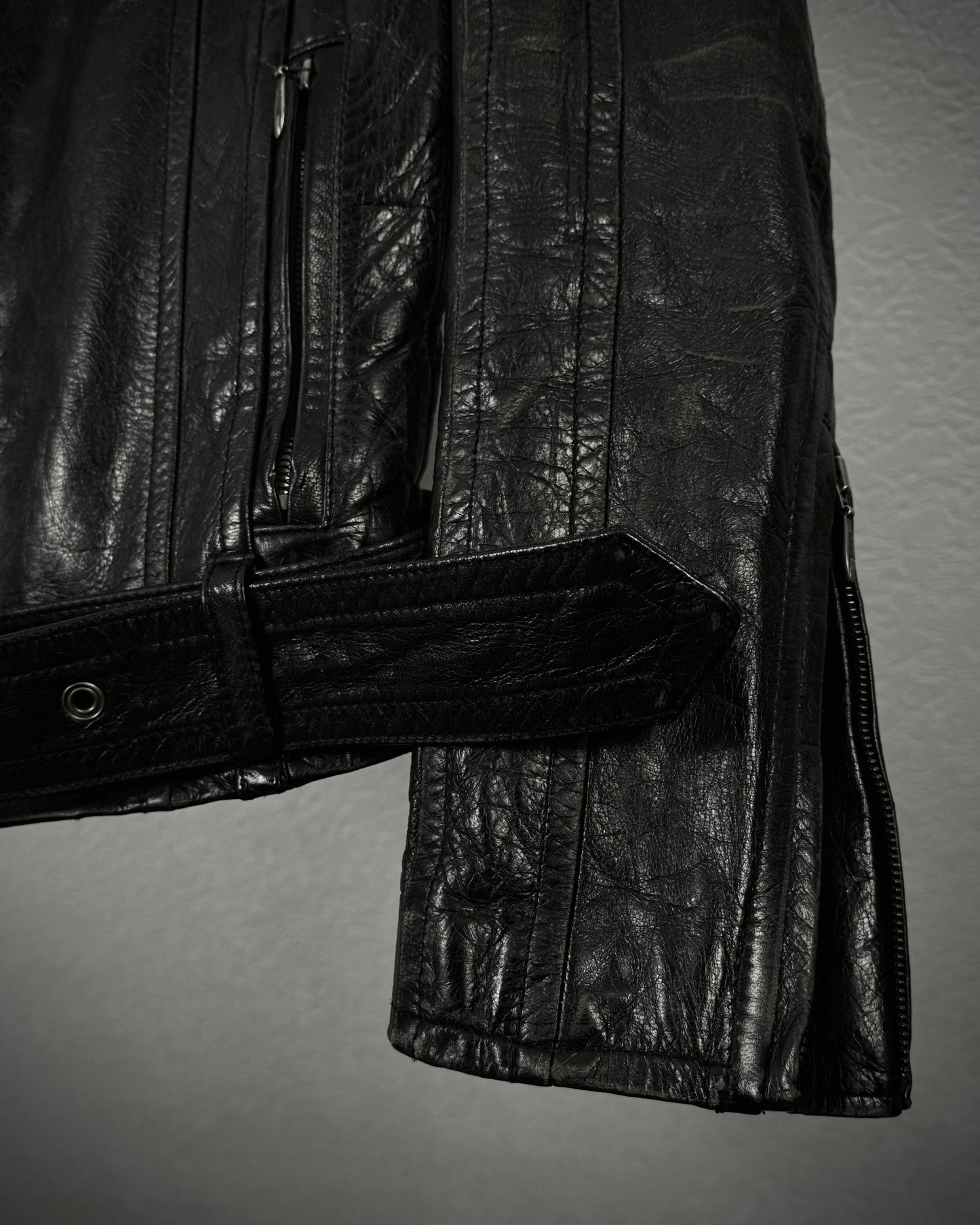 5351 Pour Les Hommes Fur Collar Textured Leather Jacket