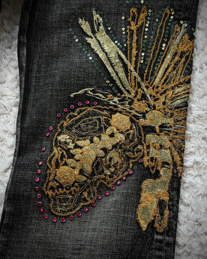 Tornado Mart Tribe Skull Embroidery Flared Jeans