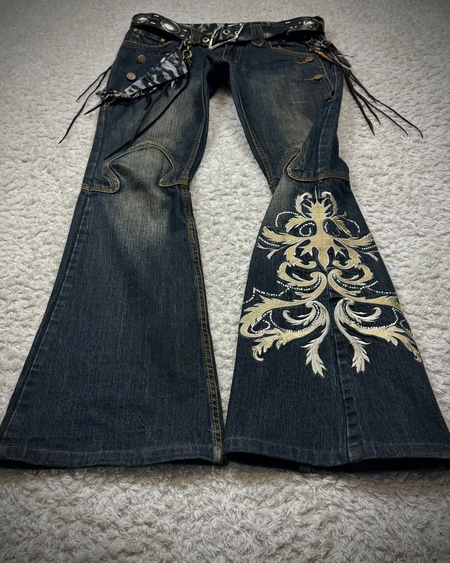 Tornado Mart Tribal Tattoo Embroidery Flared Jeans