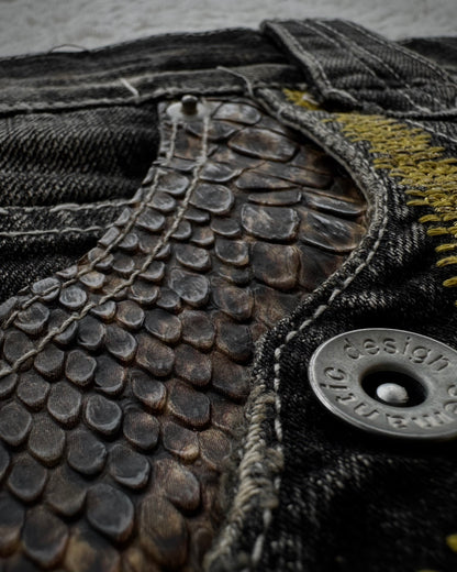 Semantic Design Python Detailed Sword Knee Flared Jeans