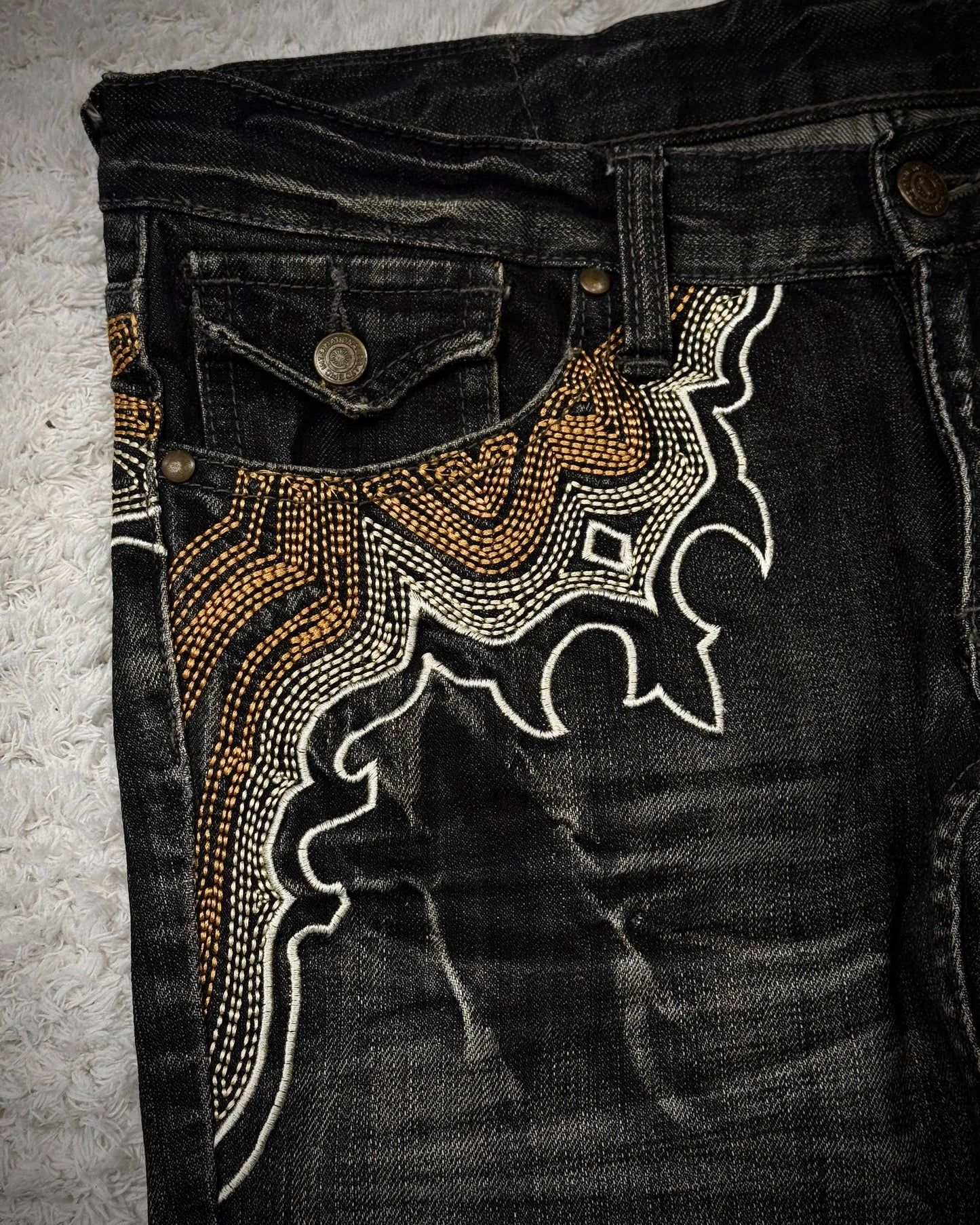 Tornado Mart Cyber Tribal Embroidery Flared Jeans
