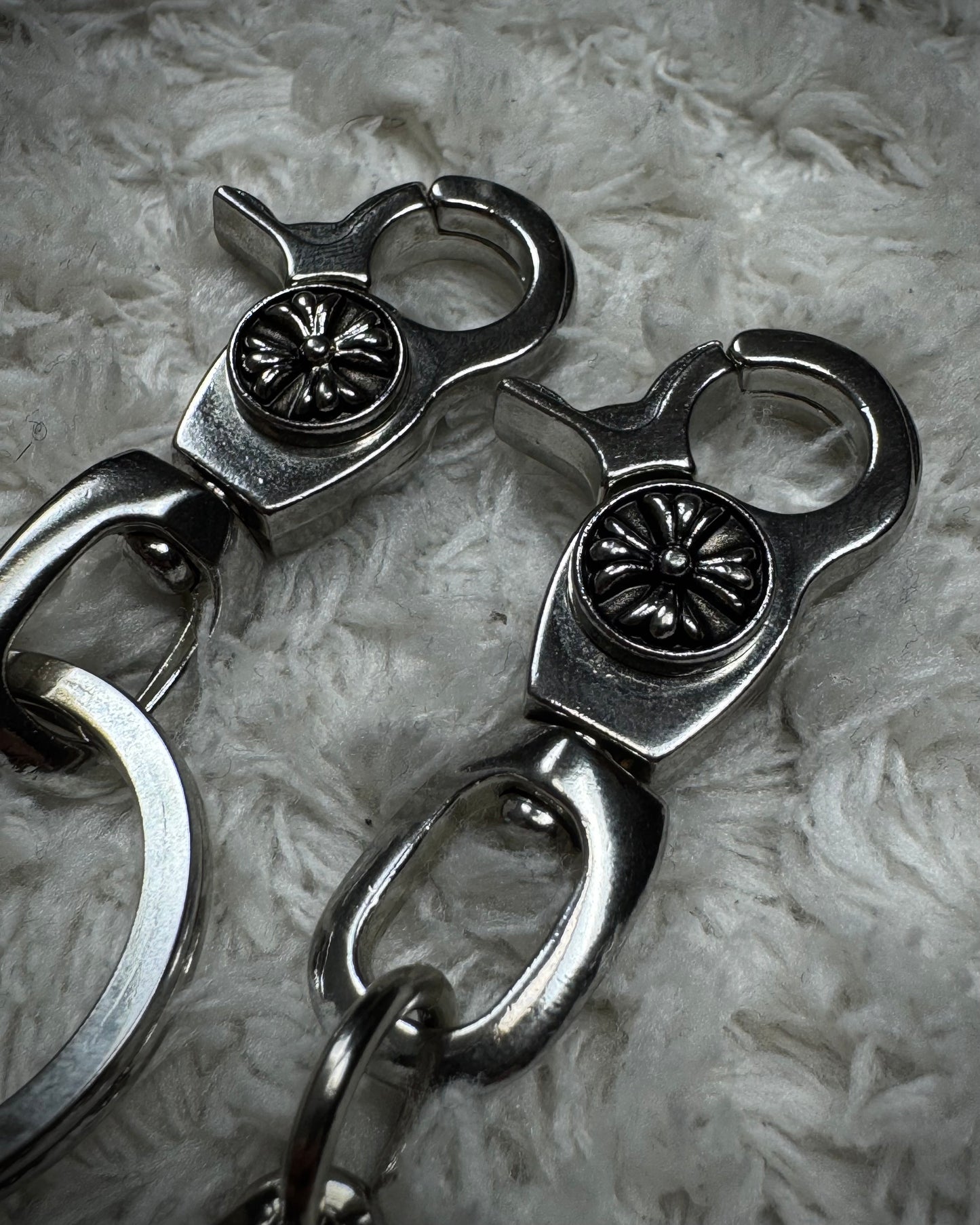 Jack Rose Double Layered Fleur De Lis Wallet Chain