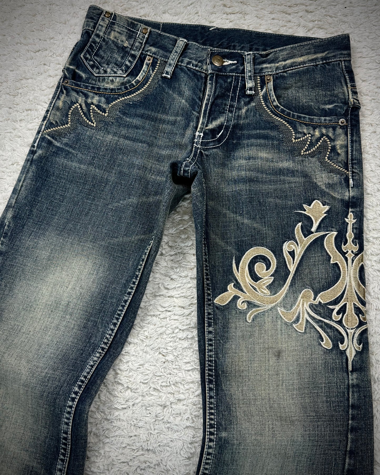 Tornado Mart Mud Washed Tribal Embroidery Flared Jeans