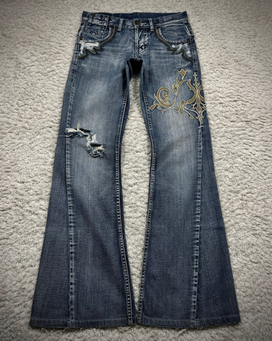 Tornado Mart Tribal Embroidery Flared Jeans