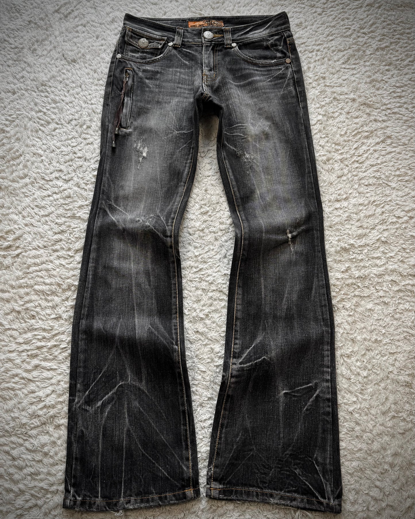 Husky Rustic Hardware Flared Jeans