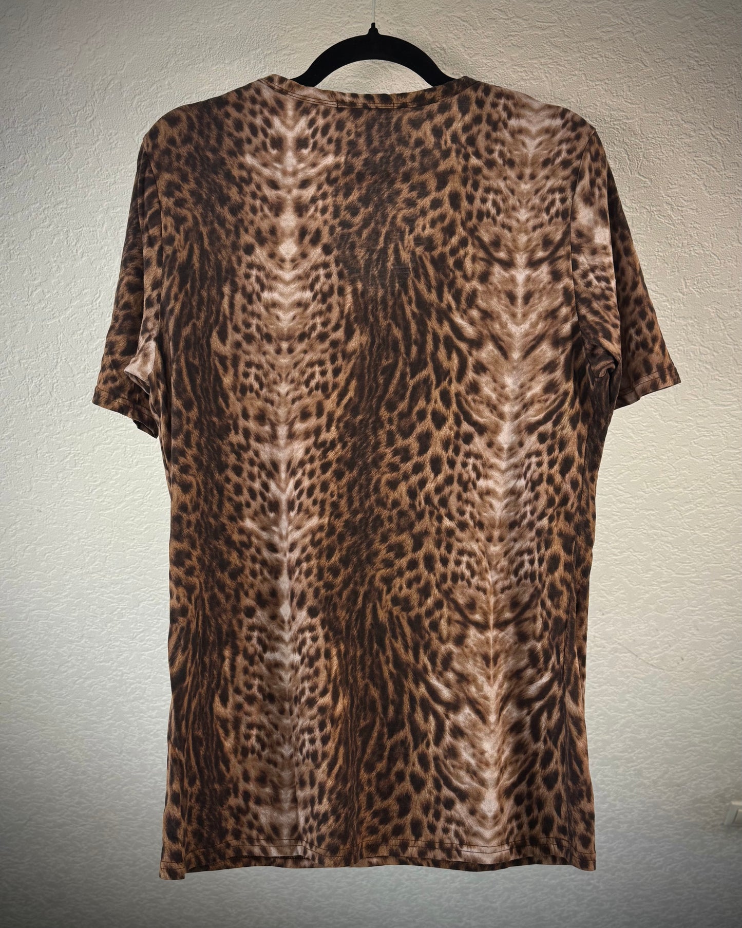 Shellac Leopard Pattern T-Shirt