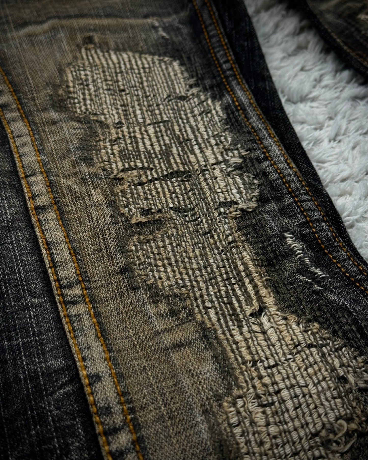 Casva Stitch Repaired Mud Washed Flared Jeans