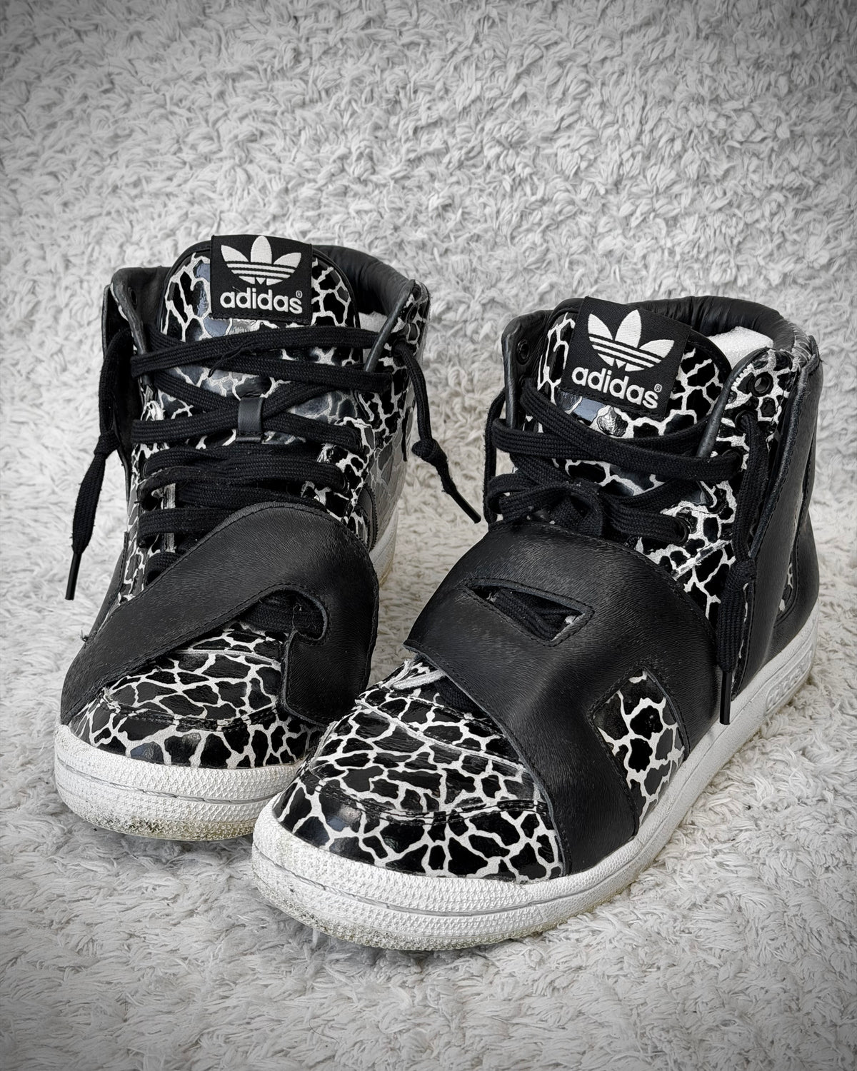 Adidas x Jeremy Scott Giraffe Letter Velcro Sneakers
