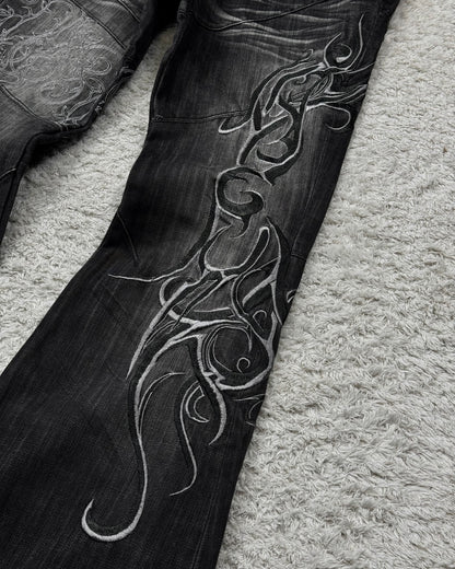 Tornado Mart Tribal Embroidery Flared Jeans