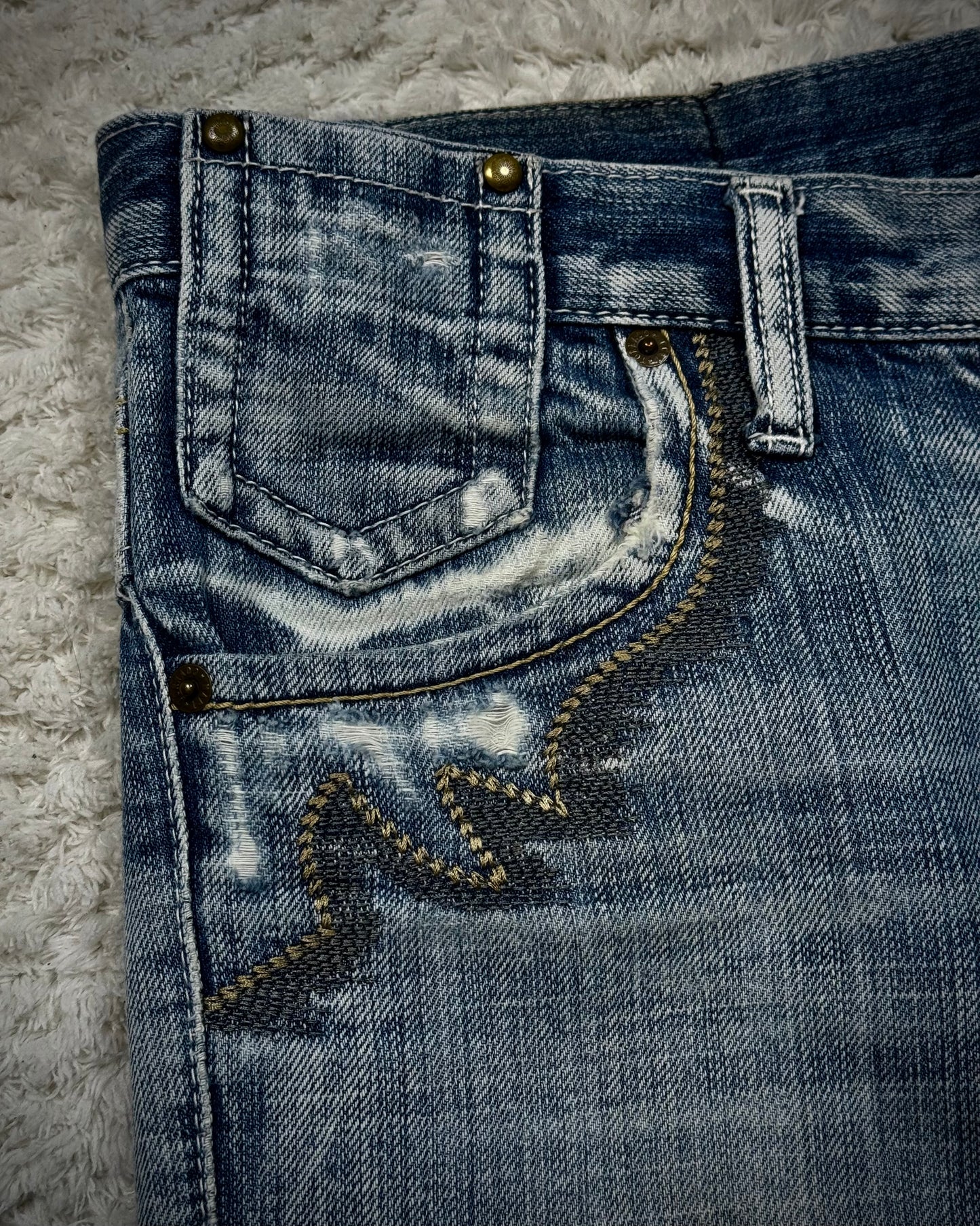 Tornado Mart Tribal Embroidery Spiral Flared Jeans