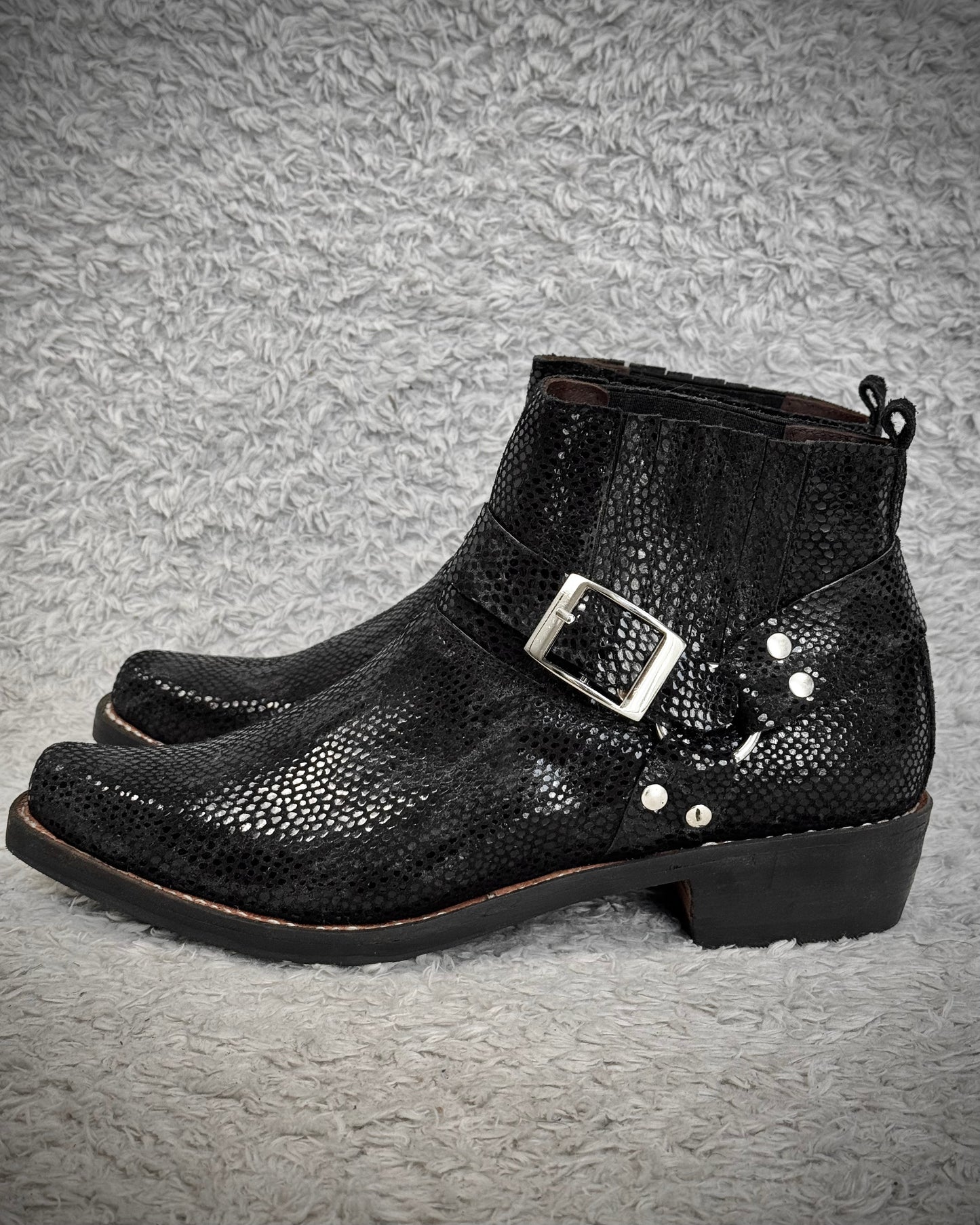 Texas Bulls Python Luster Harness Boots