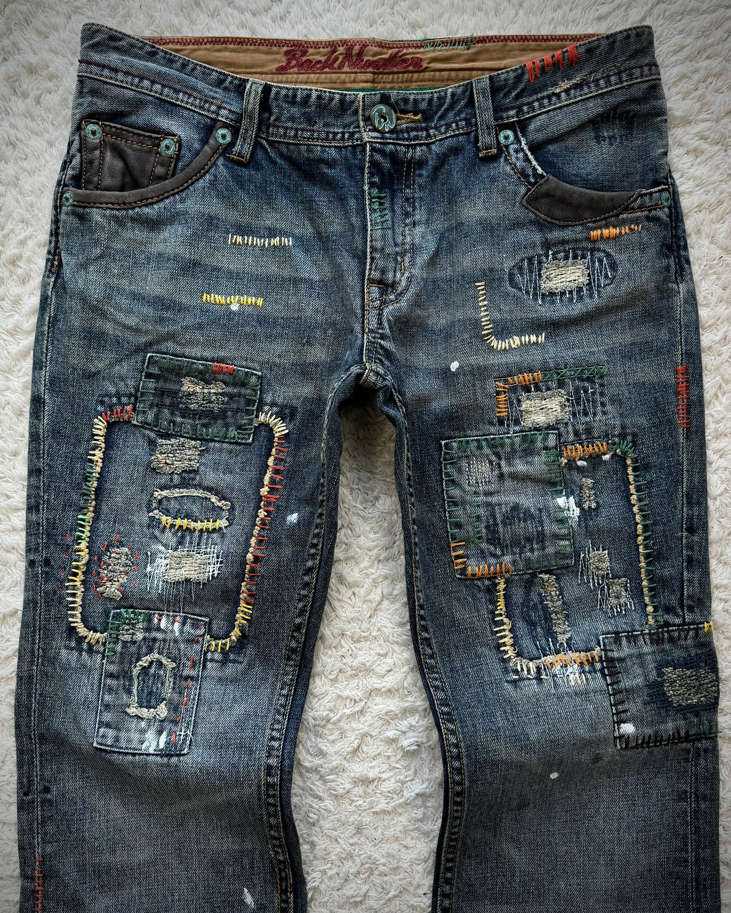 Back Number Scar Stitched Flared Jeans