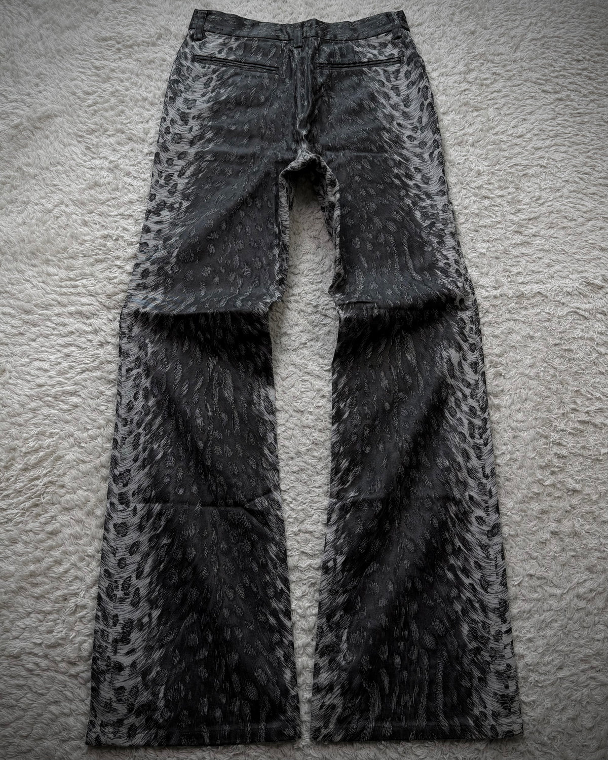 5351 Pour Les Hommes Snow Leopard Flared Pants